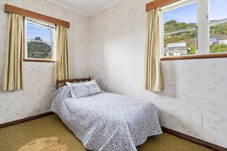 Photo of property in 2 Leveson Street, Strathmore Park, Wellington, 6022