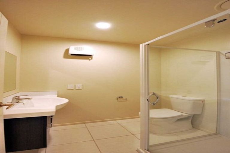 Photo of property in 5/43 Waltham Road, Sydenham, Christchurch, 8023