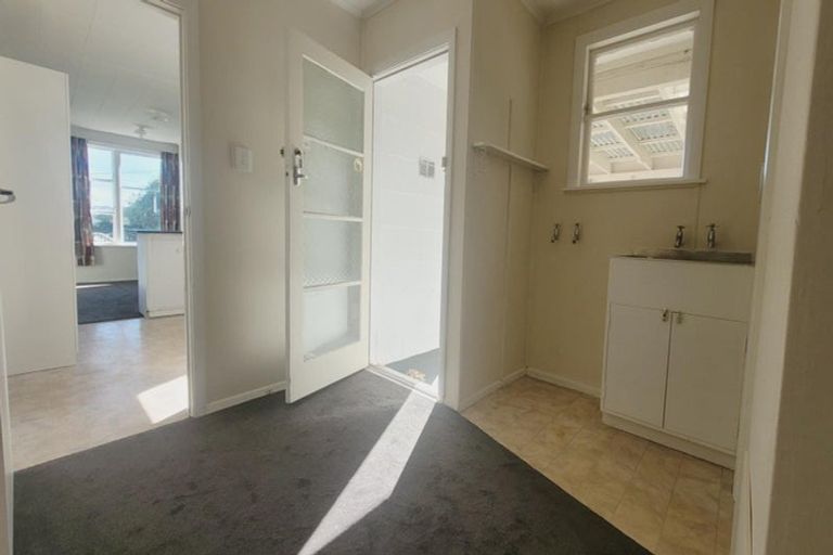 Photo of property in 28 Gear Terrace, Ranui, Porirua, 5024