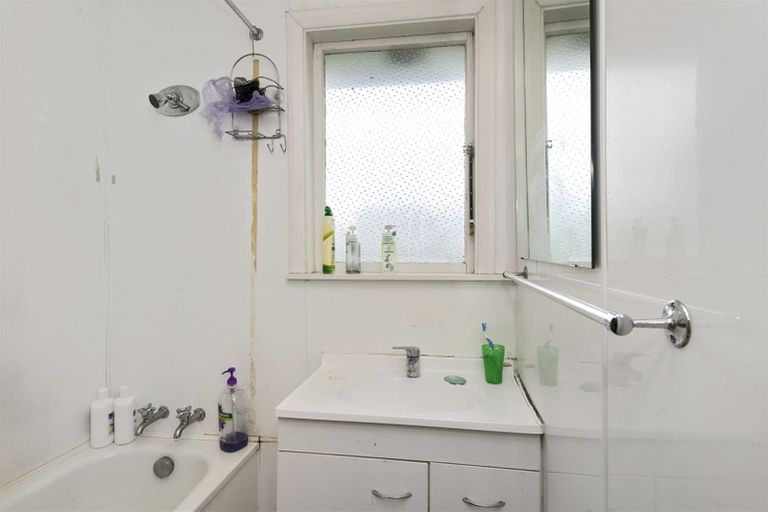 Photo of property in 8 Purbeck Place, Aranui, Christchurch, 8061