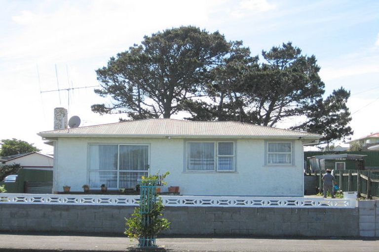 Photo of property in 186 Puriri Street, Castlecliff, Whanganui, 4501