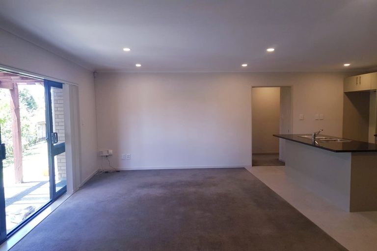 Photo of property in 70 Westgate Drive, Massey, Auckland, 0614