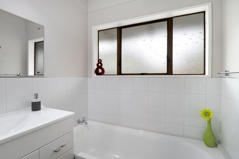 Photo of property in 17 Akepiro Place, Tawhero, Whanganui, 4501