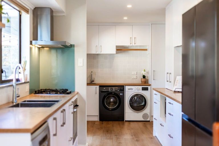 Photo of property in 23 James Cook Drive, Whitby, Porirua, 5024