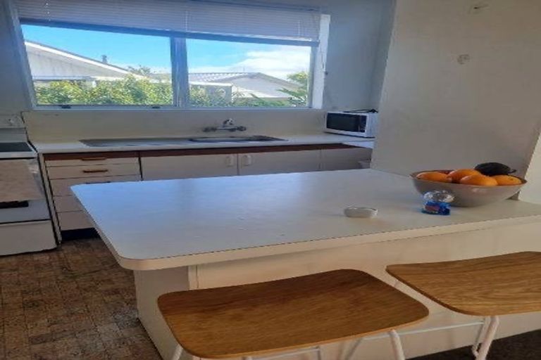 Photo of property in 7 Clematis Grove, Maungaraki, Lower Hutt, 5010