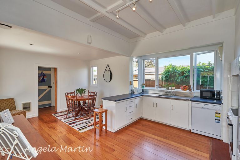 Photo of property in 83 Lyndhurst Street, Takaro, Palmerston North, 4412