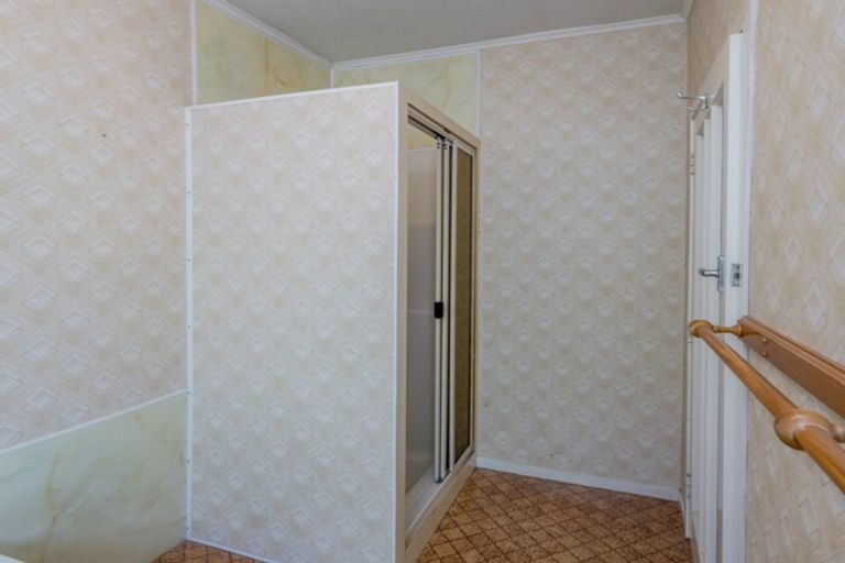 Photo of property in 36 Rangihiroa Street, Waikanae Beach, Waikanae, 5036