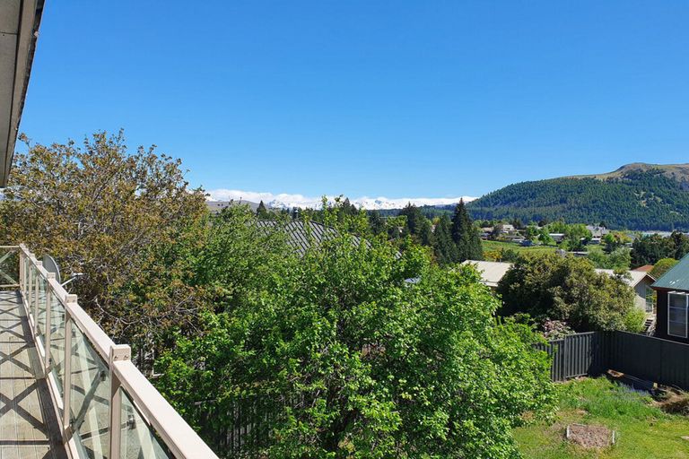 Photo of property in 35 Murray Place, Lake Tekapo, 7999