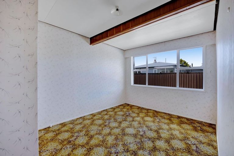 Photo of property in 49b Celia Street, Stratford, 4332