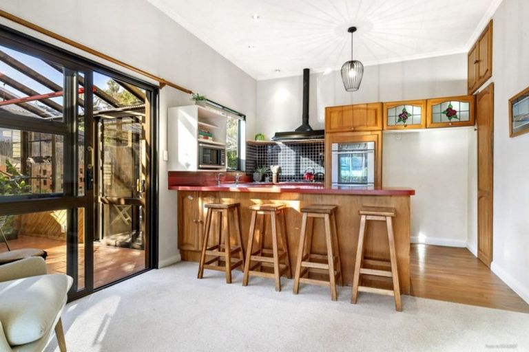 Photo of property in 10 Avon Street, Island Bay, Wellington, 6023