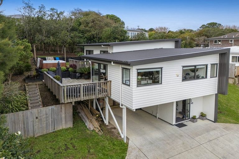 Photo of property in 35a St James Avenue, Helensville, 0800