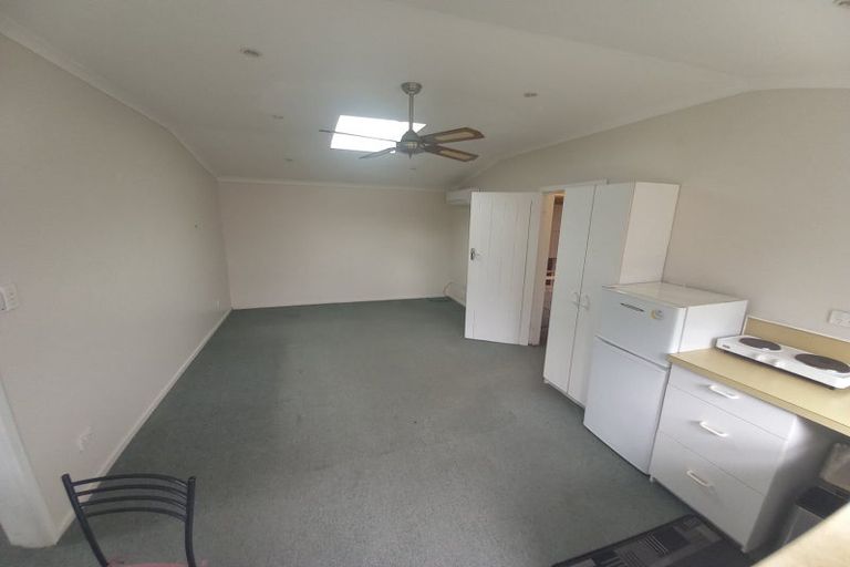 Photo of property in 14 Humphries Street, Greytown, 5712
