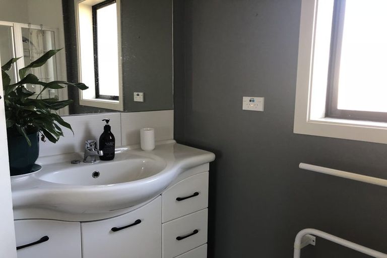 Photo of property in 50 Martbern Crescent, Bishopdale, Christchurch, 8053