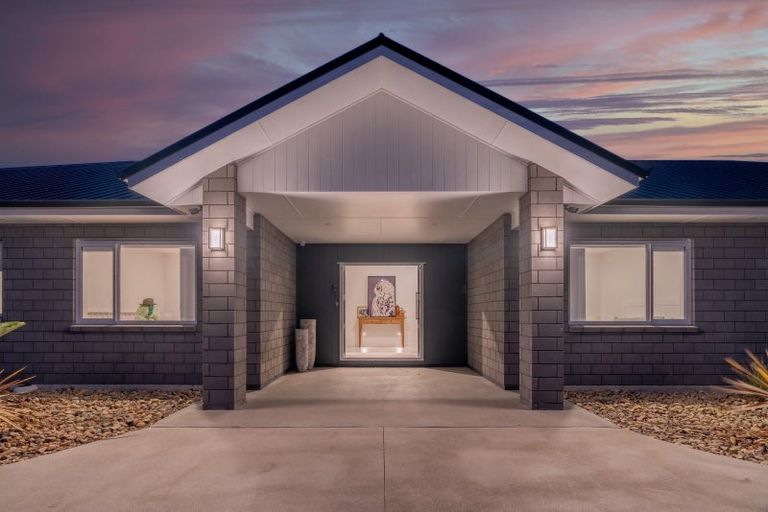 Photo of property in 133 Batty Road, Kingseat, Papakura, 2580