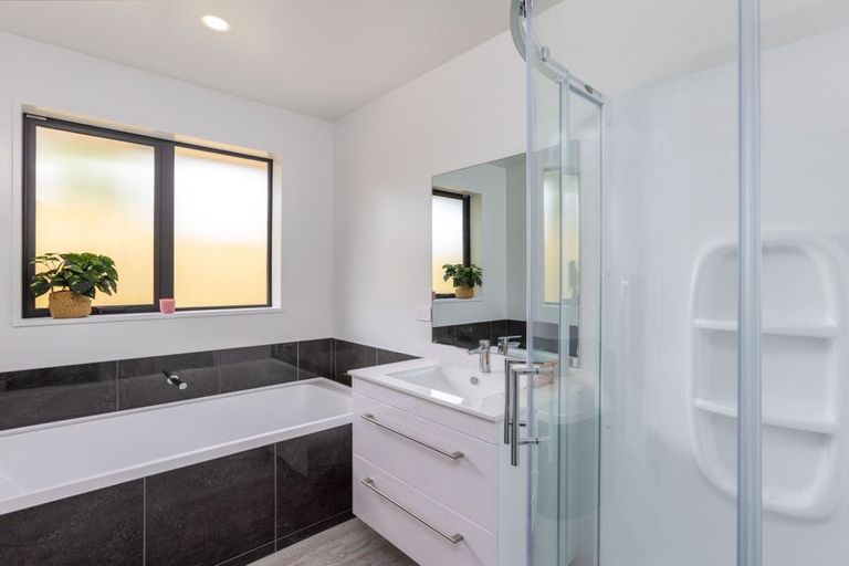 Photo of property in 400 Bower Avenue, Parklands, Christchurch, 8083