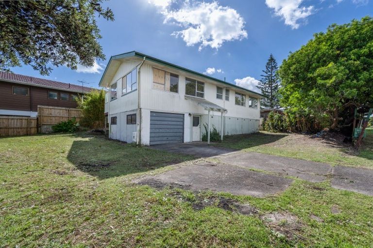 Photo of property in 120 Gills Road, Bucklands Beach, Auckland, 2014