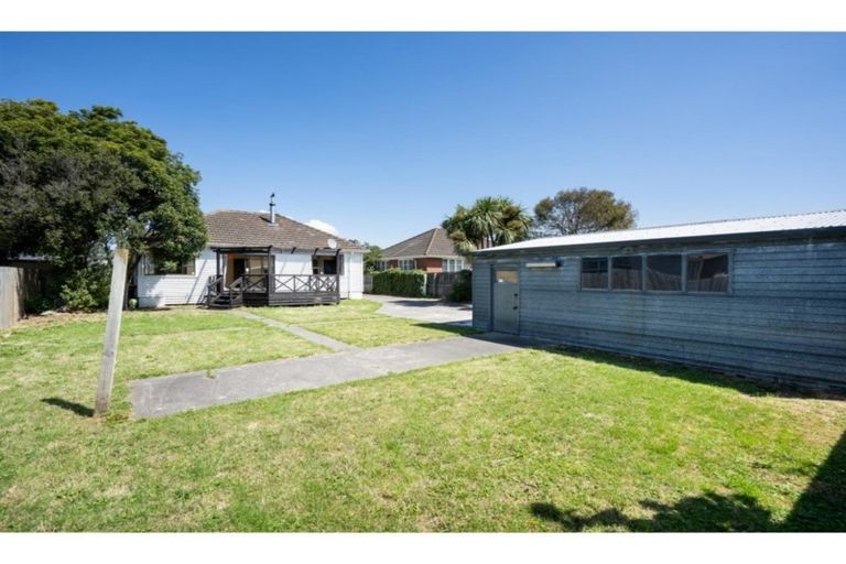 Photo of property in 49 Dunarnan Street, Avonside, Christchurch, 8061