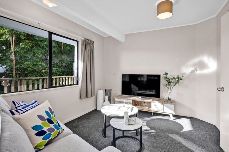 Photo of property in 23 Maratahu Street, Westown, New Plymouth, 4310