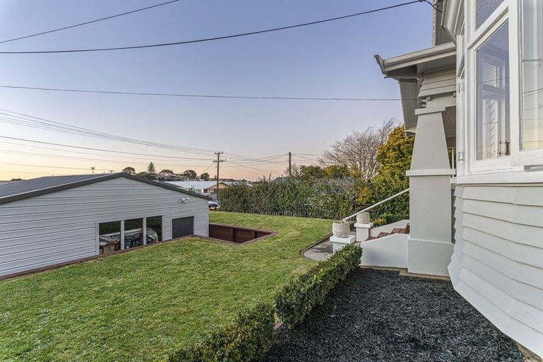 Photo of property in 145 Clawton Street, Westown, New Plymouth, 4310
