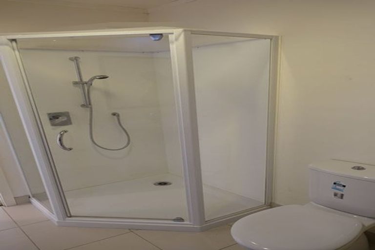 Photo of property in 44 Sherrybrooke Place, Sunnyvale, Auckland, 0612