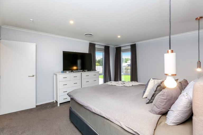 Photo of property in 39 Smith Street, Lepperton, New Plymouth, 4373