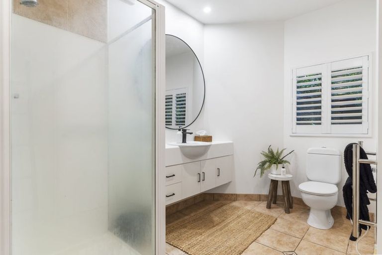 Photo of property in 116a Pah Road, Cockle Bay, Auckland, 2014