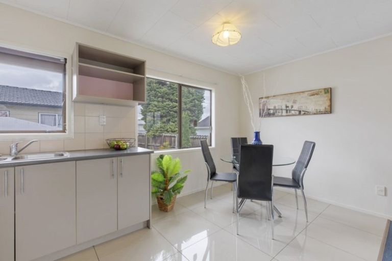 Photo of property in 25 Margaret Road, Raumati Beach, Paraparaumu, 5032