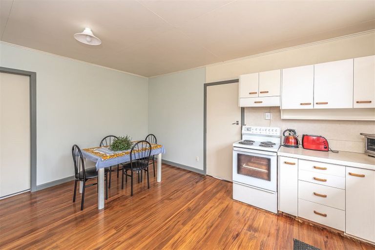 Photo of property in 5 Cathro Road, Westmere, Whanganui, 4501