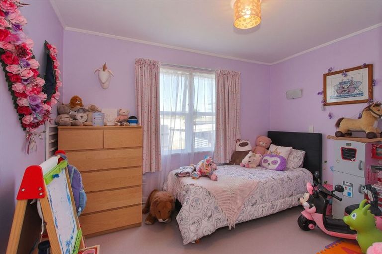 Photo of property in 15 Bettina Place, Manurewa, Auckland, 2102