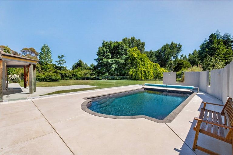 Photo of property in 21 Endsleigh Drive, Havelock North, Hastings, 4172