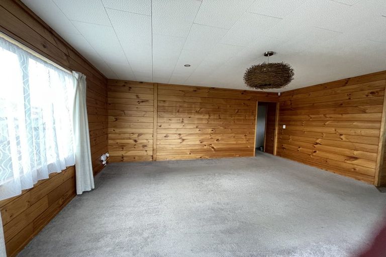 Photo of property in 2/12 House Avenue, Mangere Bridge, Auckland, 2022