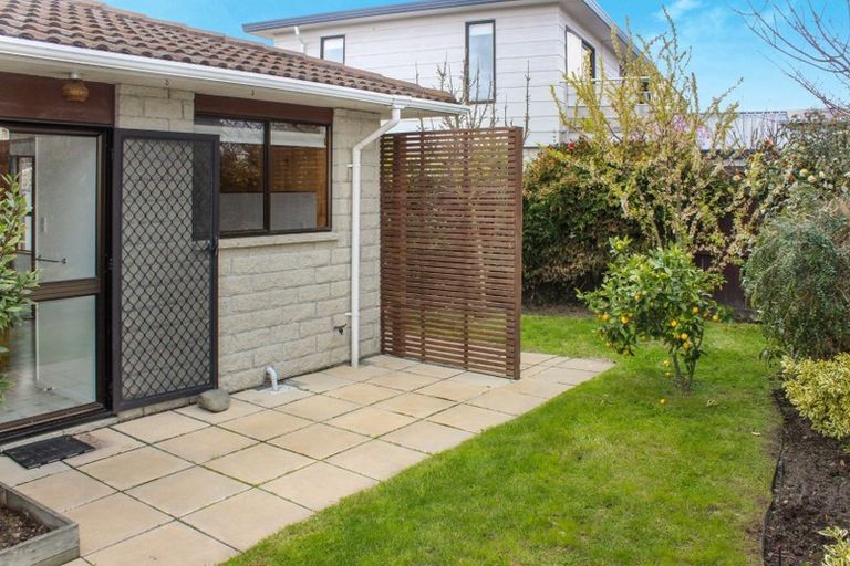 Photo of property in 1/57 Waratah Street, Avondale, Christchurch, 8061