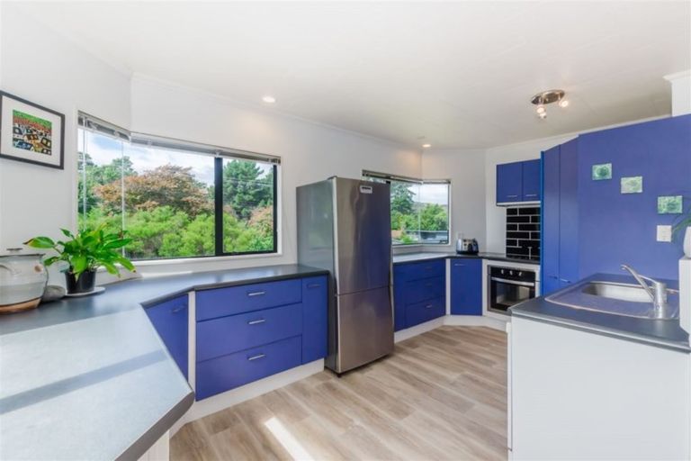 Photo of property in 4 Forest Road, Raumati South, Paraparaumu, 5032