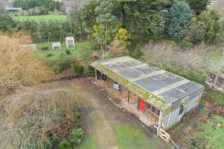 Photo of property in 32 Staces Road, Aokautere, Palmerston North, 4471