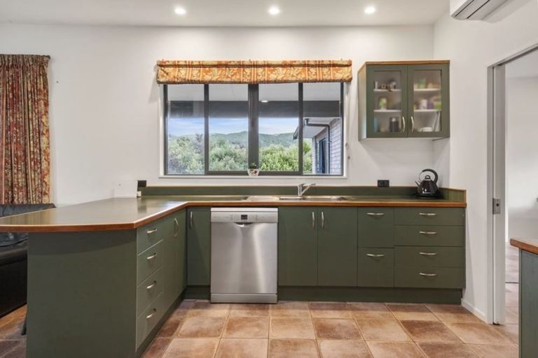 Photo of property in 141 Lisland Drive, Kinloch, Taupo, 3377