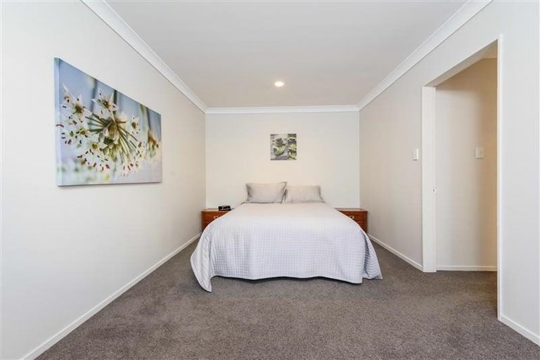 Photo of property in 66 Stableford Drive, Pyes Pa, Tauranga, 3112