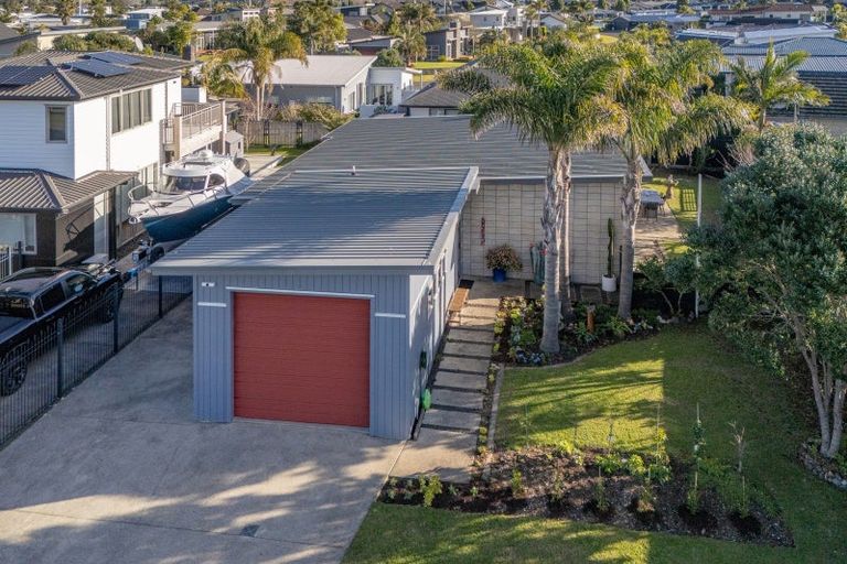Photo of property in 57 Kupe Drive, Whitianga, 3510