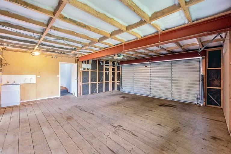 Photo of property in 29a Verbena Road, Birkdale, Auckland, 0626