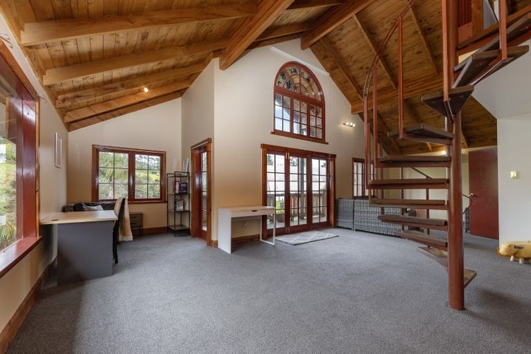 Photo of property in 308 Henderson Valley Road, Henderson Valley, Auckland, 0612