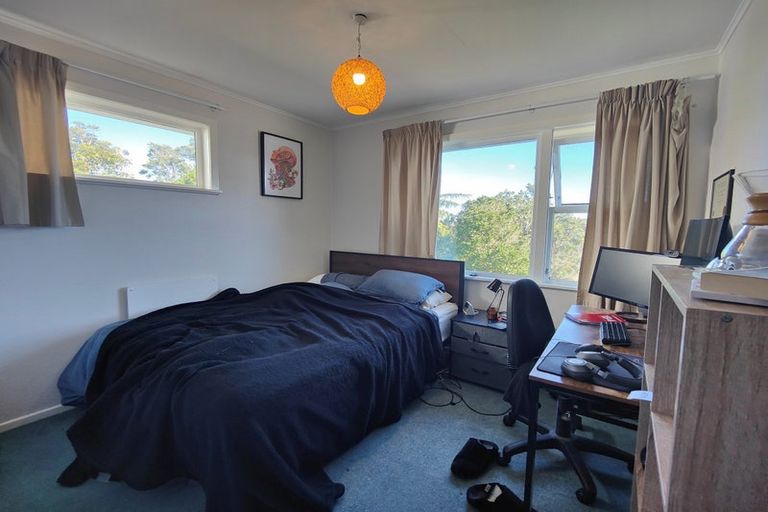 Photo of property in 20 Bedford Street, Northland, Wellington, 6012