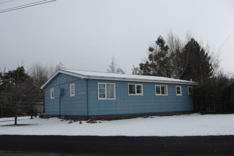 Photo of property in 15 Glenbrook Crescent, Twizel, 7901