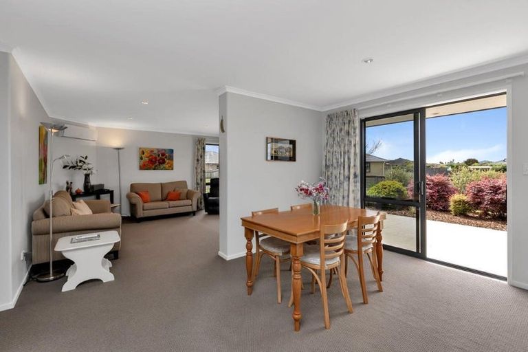 Photo of property in 36 Kowi Lakes Drive, One Tree Point, 0118