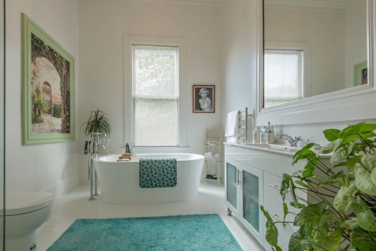 Photo of property in 20 Dundas Road, Sanson, 4817