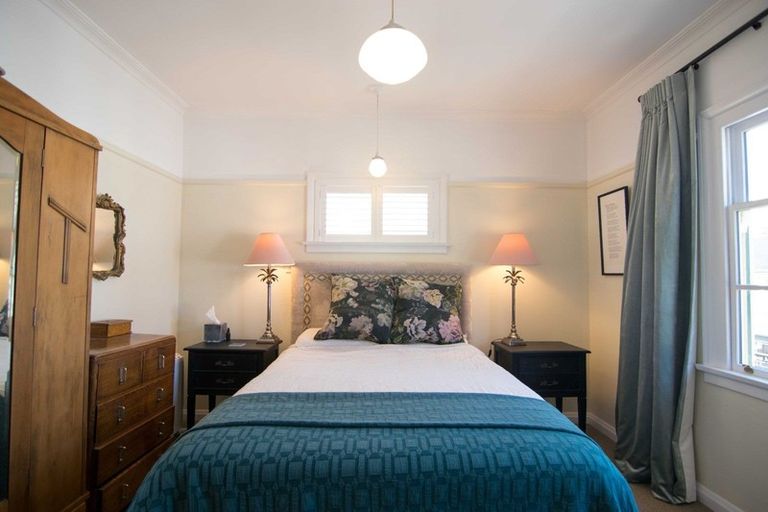 Photo of property in 2/332 Tinakori Road, Thorndon, Wellington, 6011