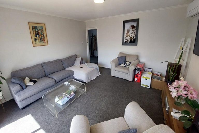 Photo of property in 1/55 Mcfaddens Road, St Albans, Christchurch, 8052