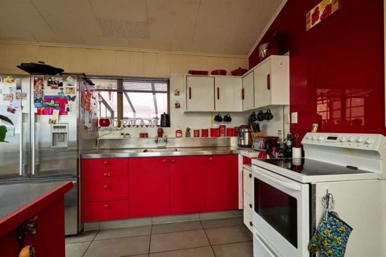 Photo of property in 24 Moa Road, South Bay, Kaikoura, 7300