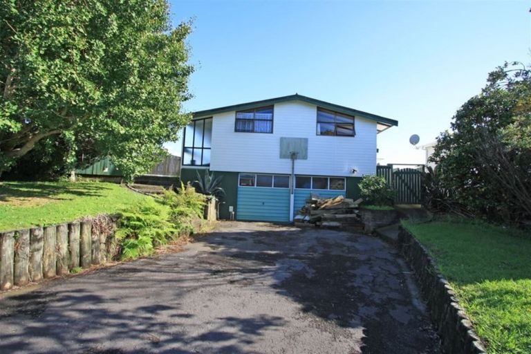 Photo of property in 5 Camellia Avenue, Bell Block, New Plymouth, 4312