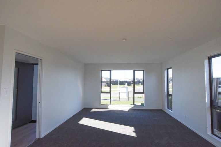 Photo of property in 40 Mcgarry Drive, Kaiapoi, 7630