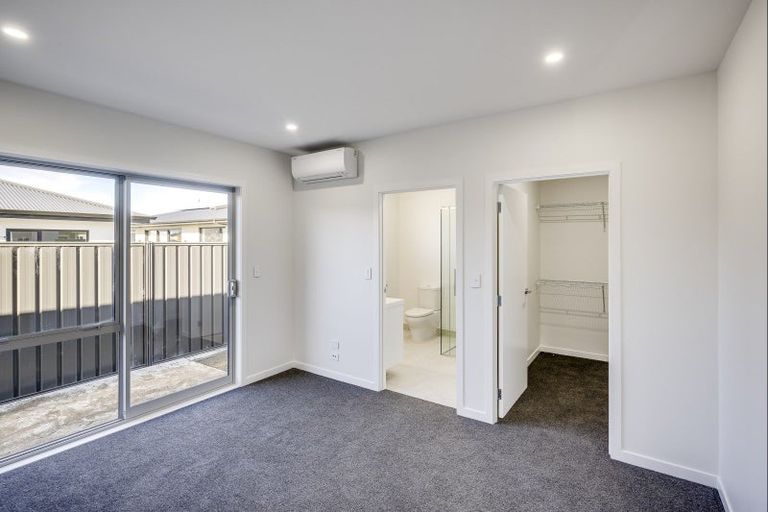 Photo of property in 94 Eriksen Road, Te Awa, Napier, 4110