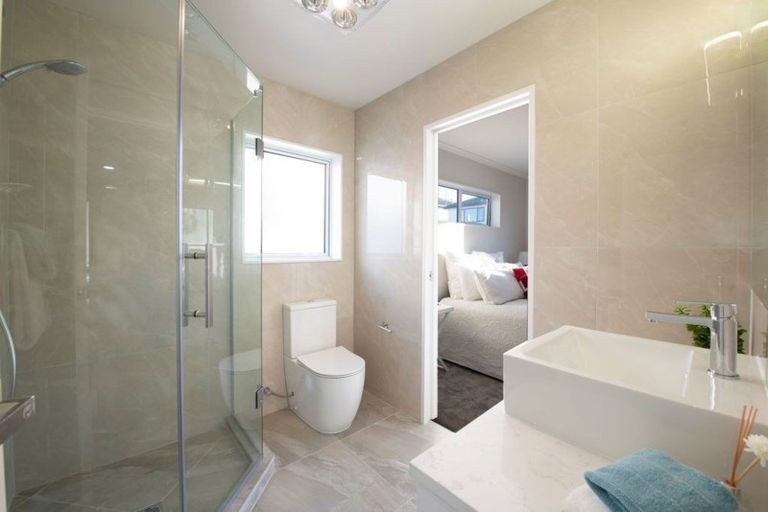 Photo of property in 61 Tir Conaill Avenue, Flat Bush, Auckland, 2019